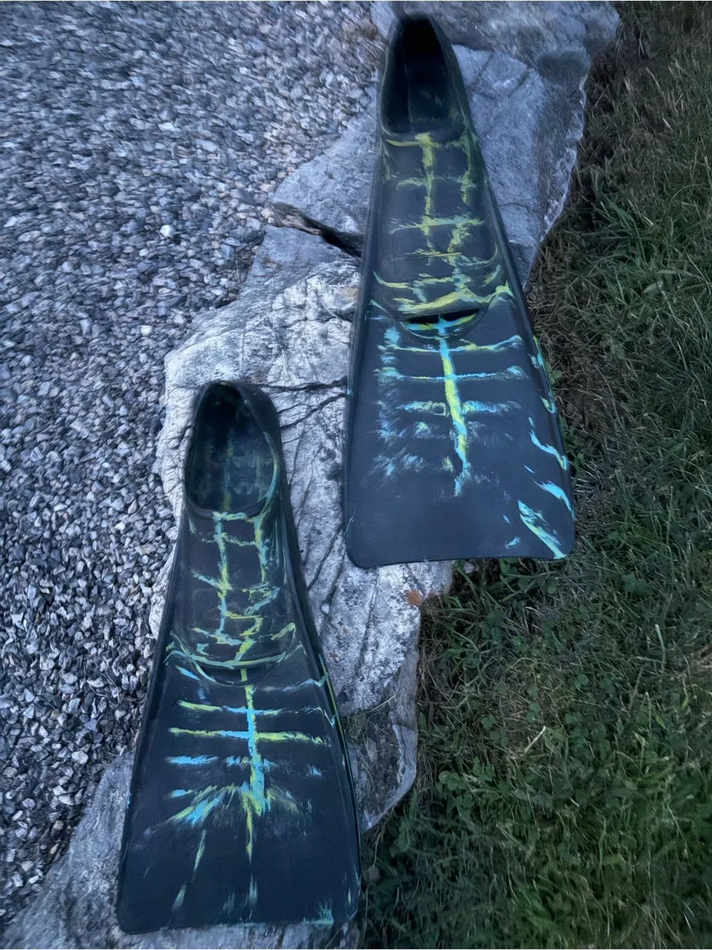 Adult Black Swim Fins with Green Accent blue and yellow Diving Flippers Floating